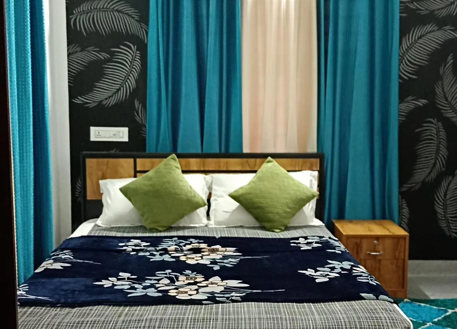 Royal Valley Apartment Service Villa Kalpetta India