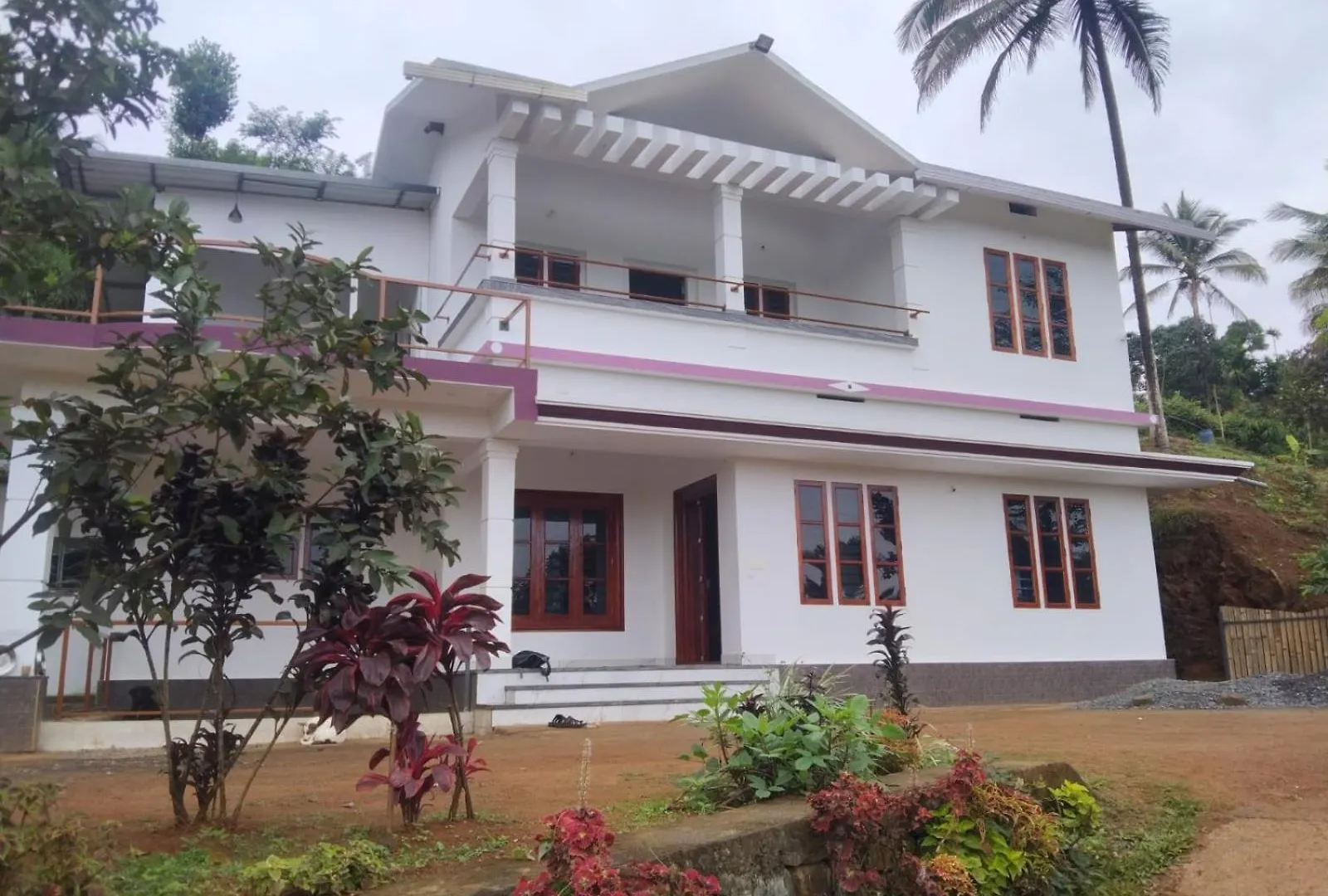 Royal Valley Apartment Service Villa Kalpetta