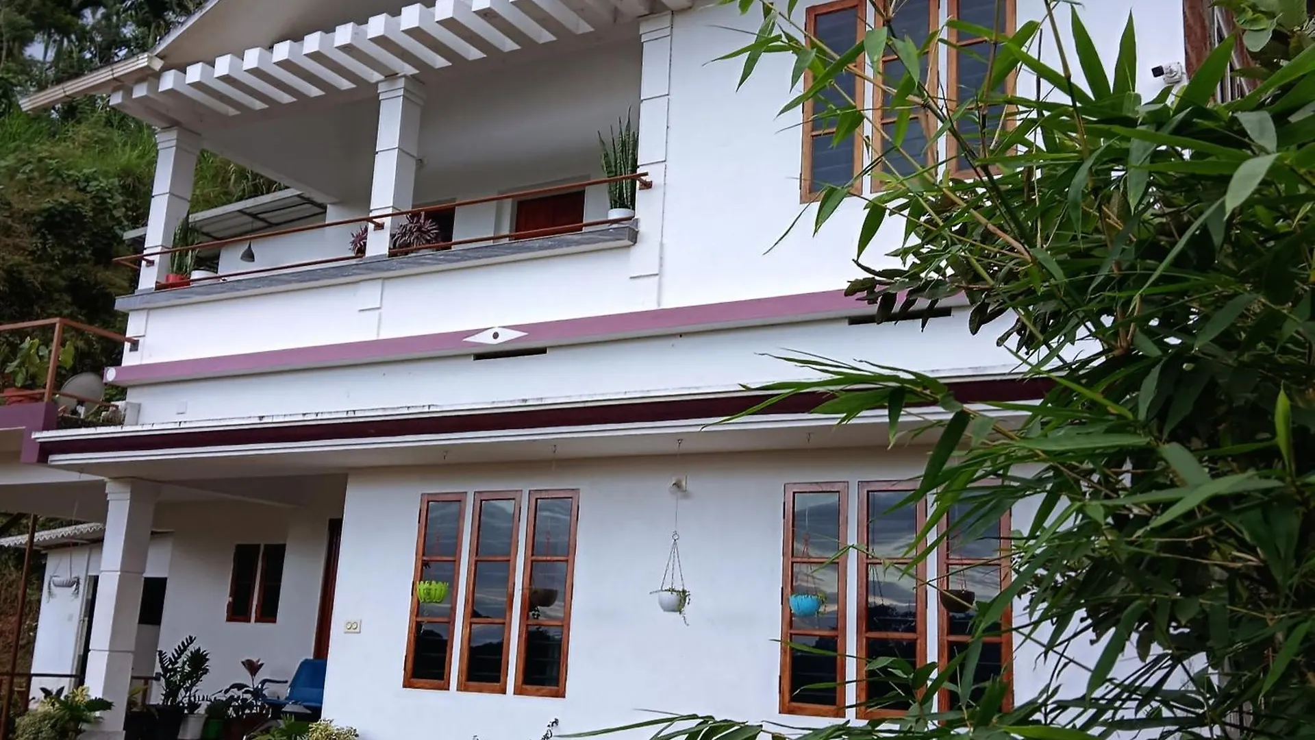 Royal Valley Apartment Service Villa Kalpetta