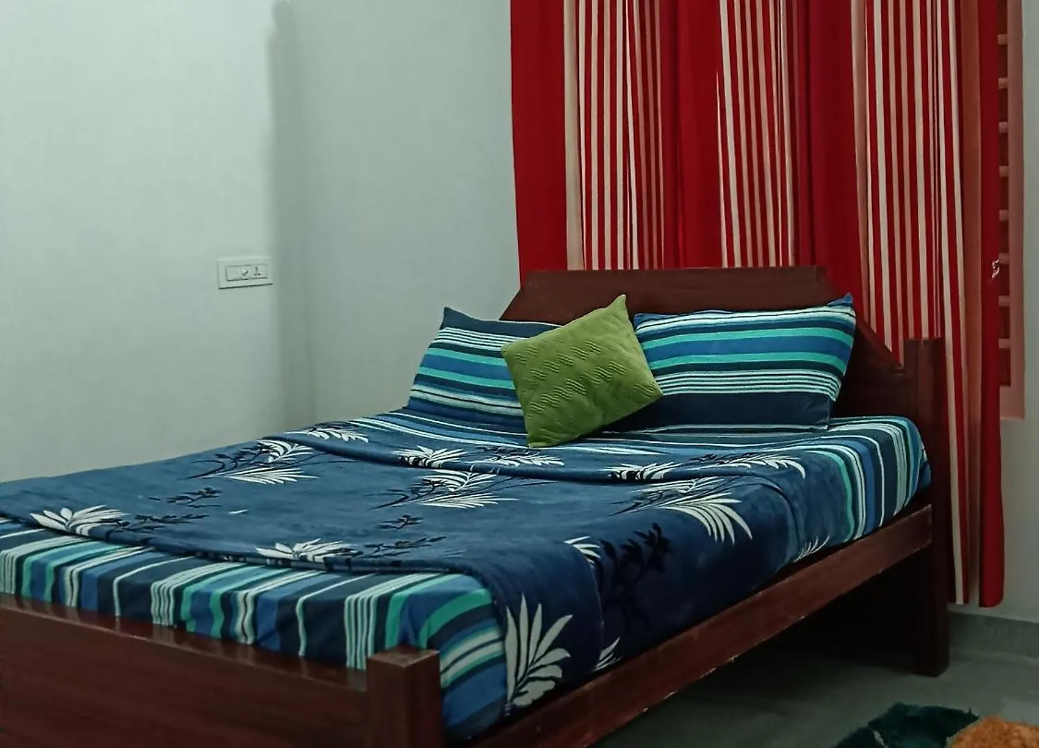 Royal Valley Apartment Service Villa 卡尔佩特塔